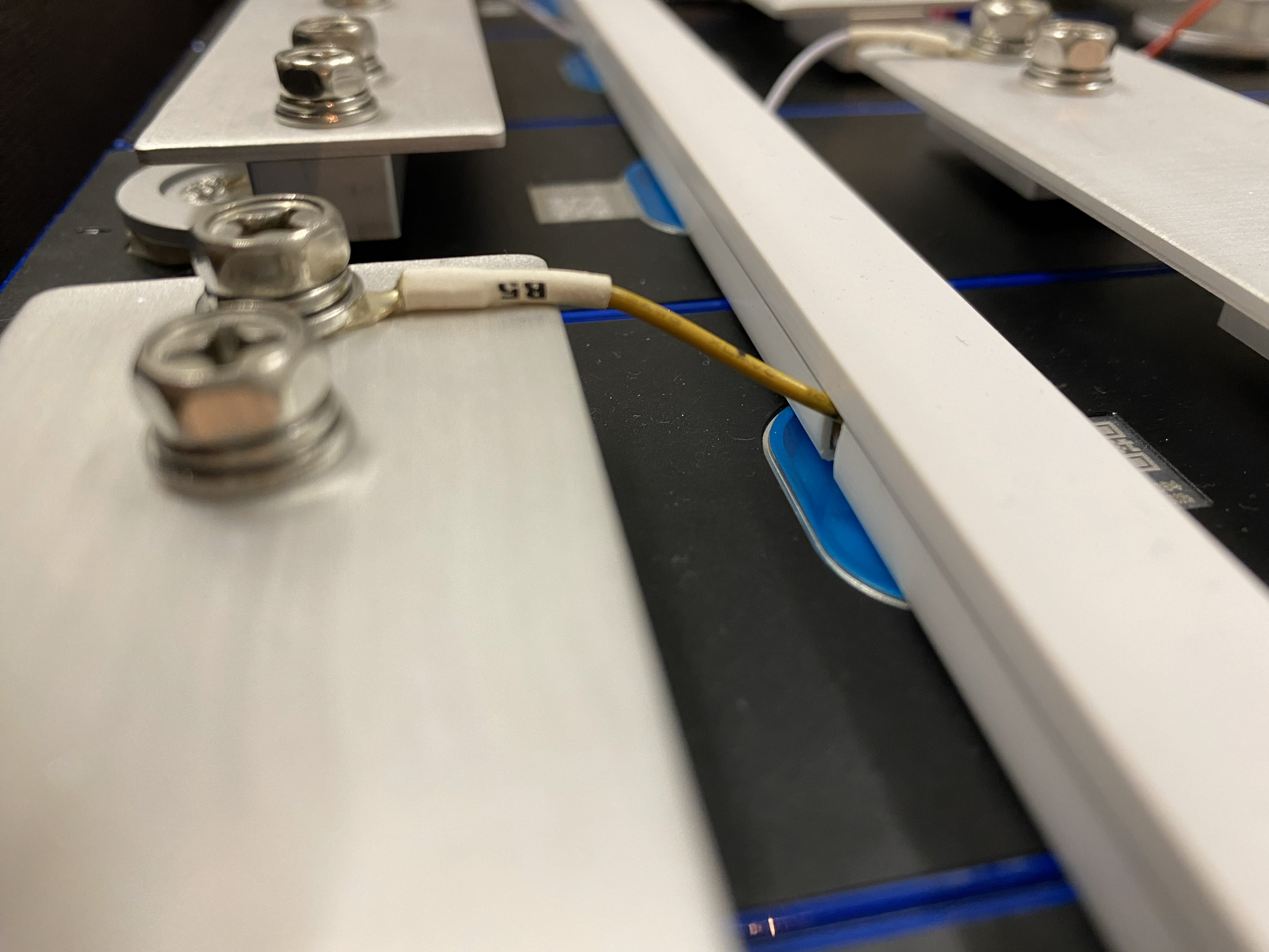 Stromausfall, Blackout - Vorteile: Sofortige Uebernahme, keine Abgase, kein Laerm, modular erweiterbar 